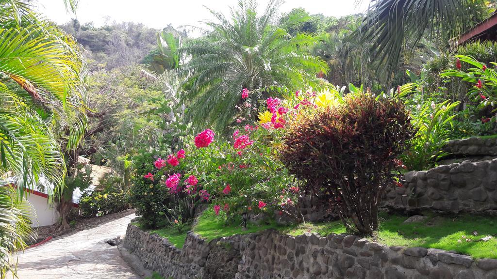 Hotel El Jardin Montezuma Exterior photo